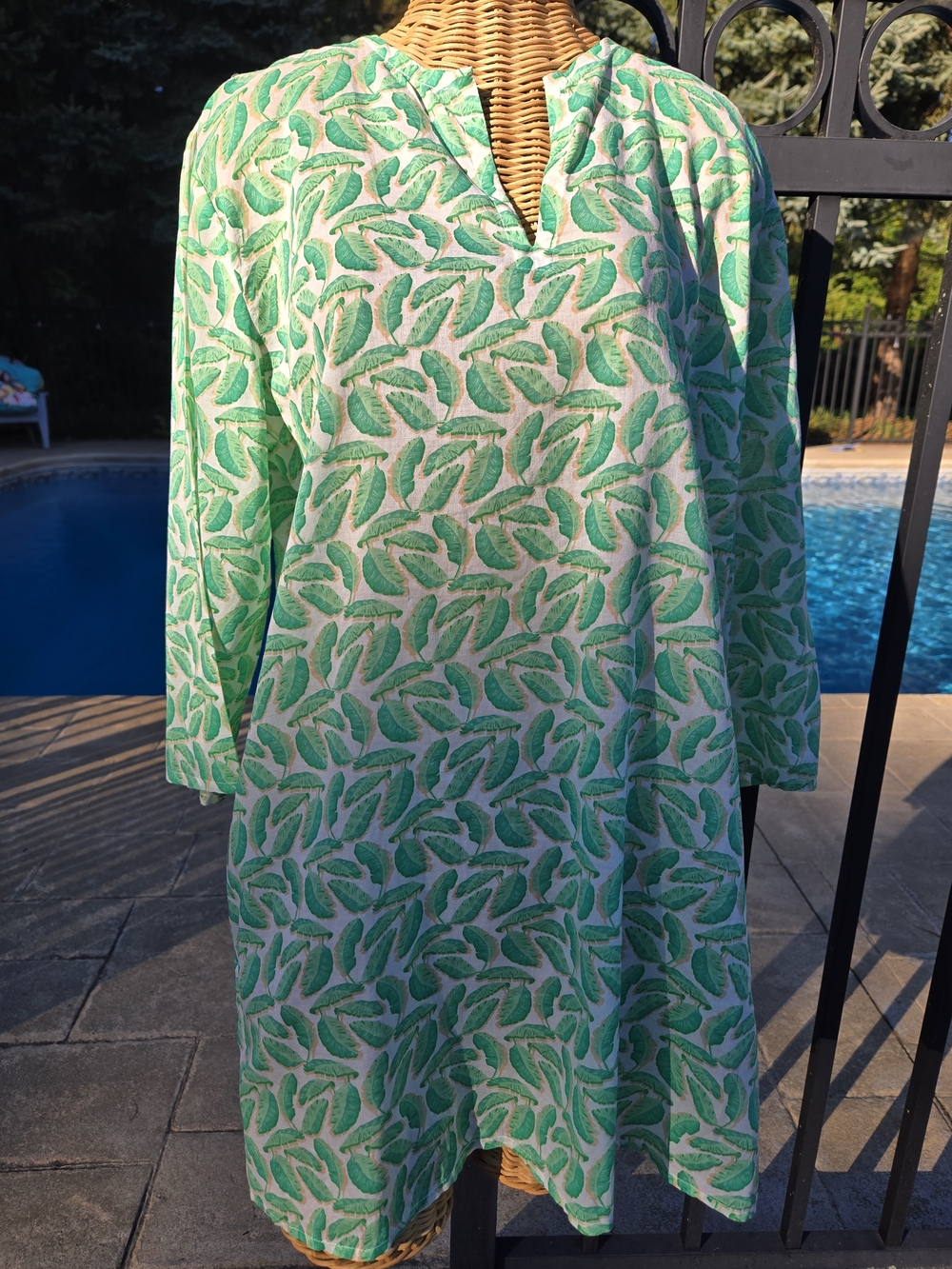 CHARLESTON SHOE CO. Green Leaf-Print Swim Coverup Tunic